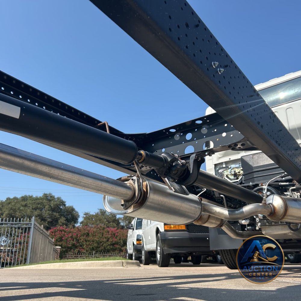 2025 Chevrolet 5500 XG Gas