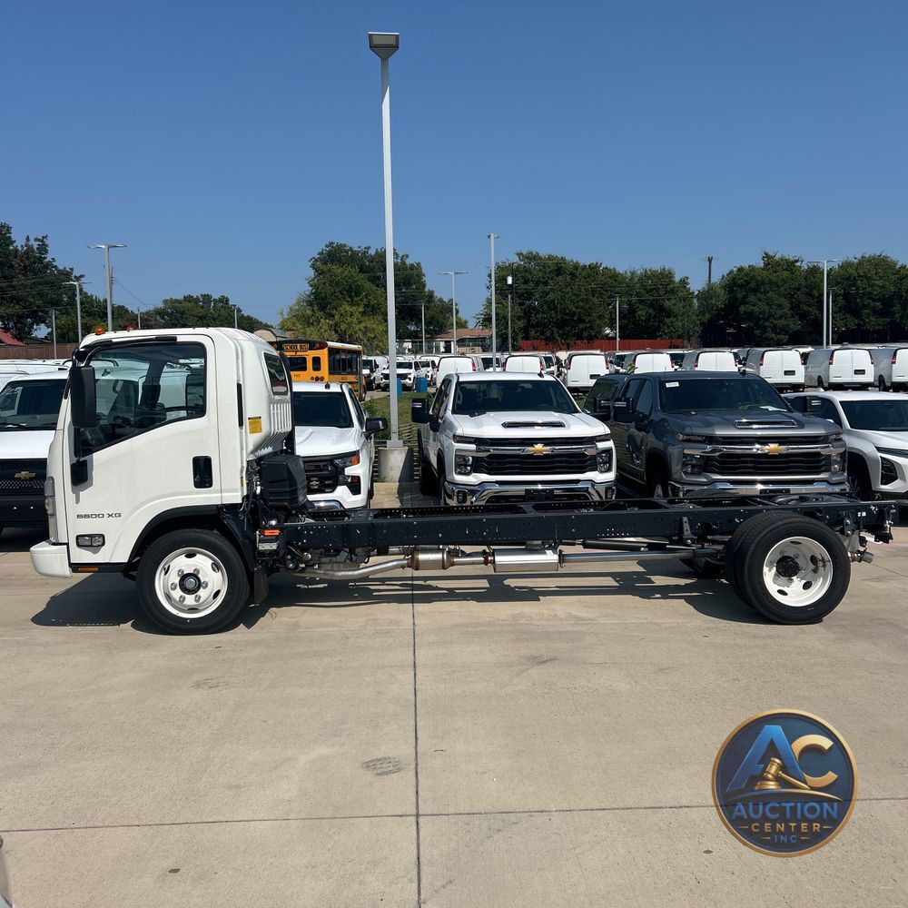 2025 Chevrolet 5500 XG Gas