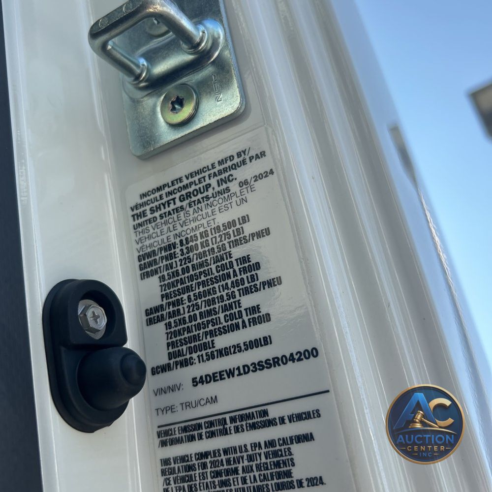 2025 Chevrolet 5500 XG Gas