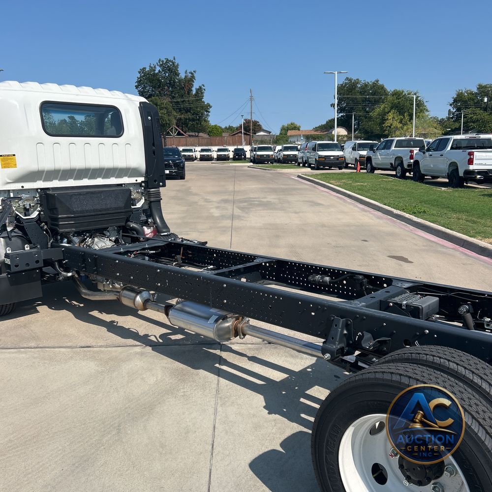 2025 Chevrolet 5500 XG Gas