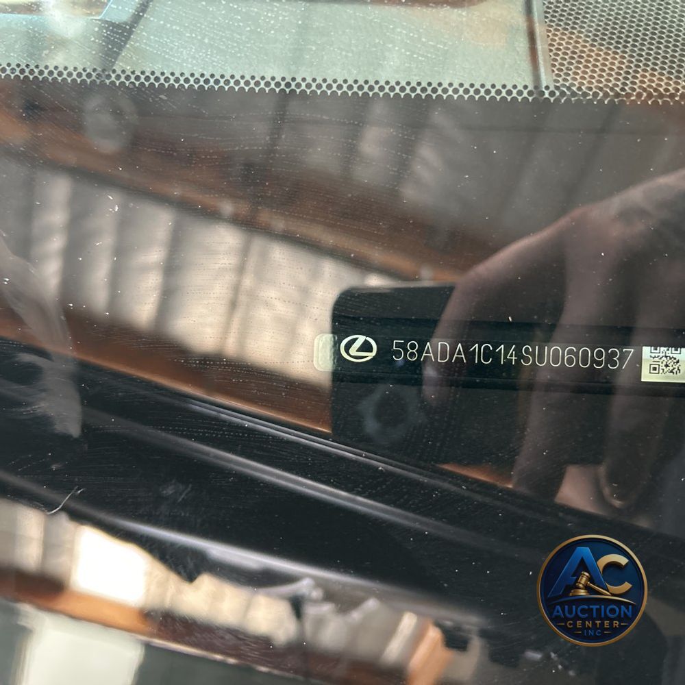 2025 Lexus ES 300h Base