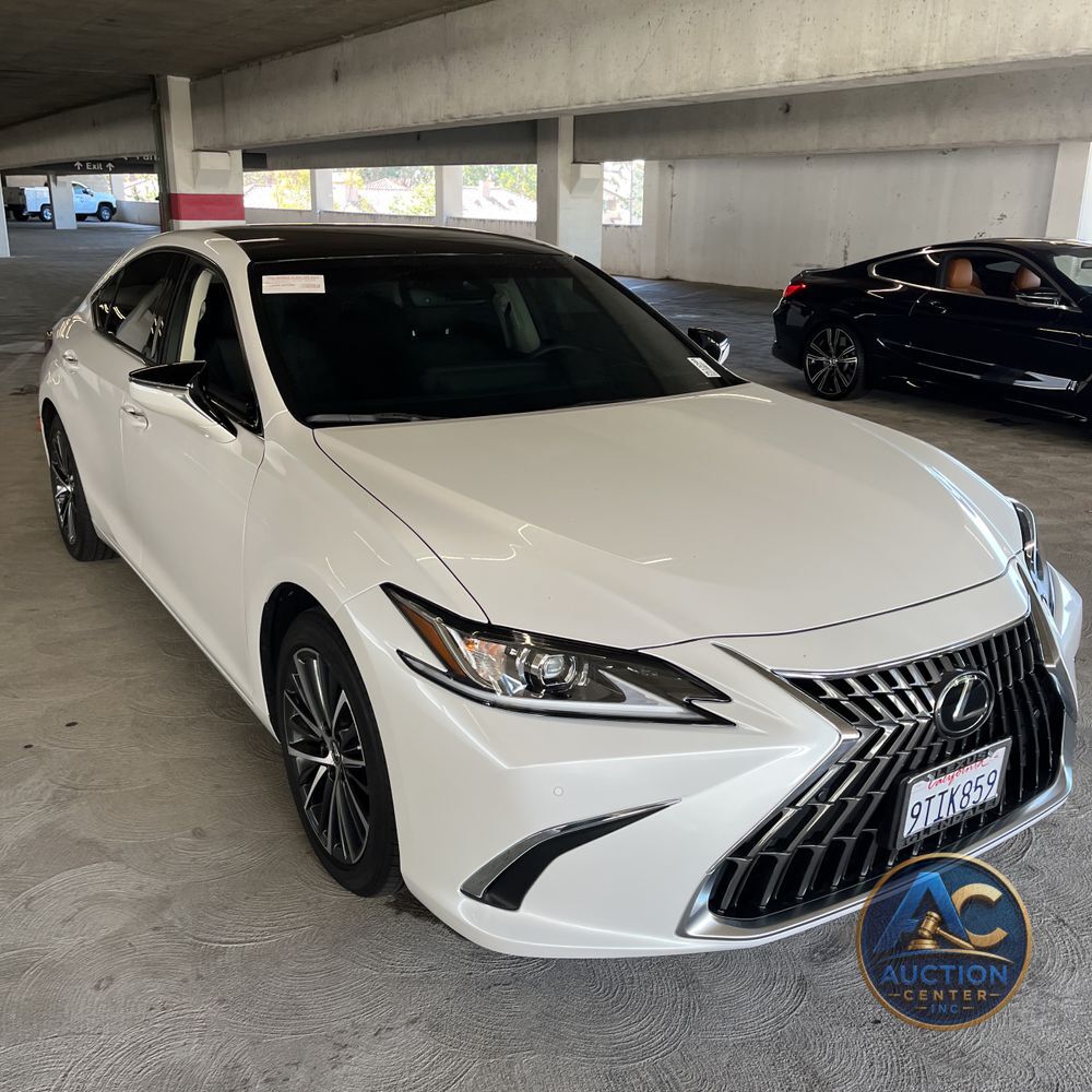 2025 Lexus ES 350 Base