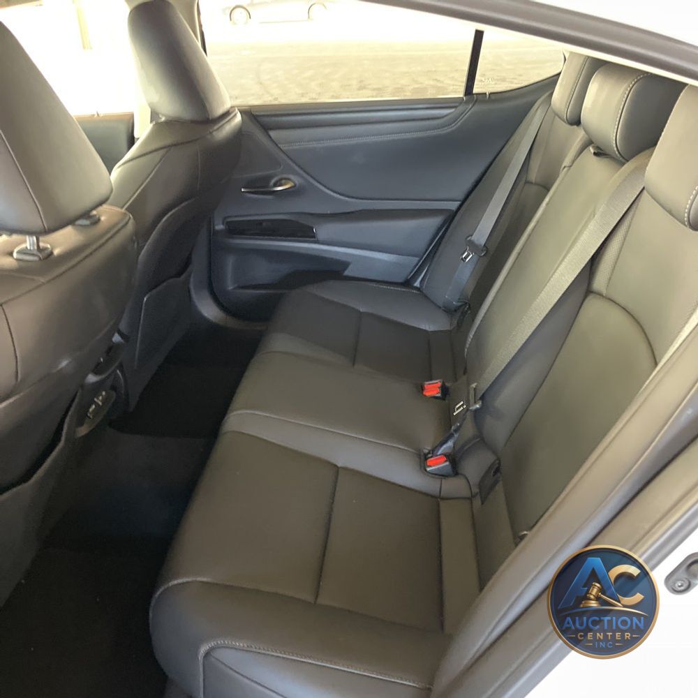 2025 Lexus ES 350 Base