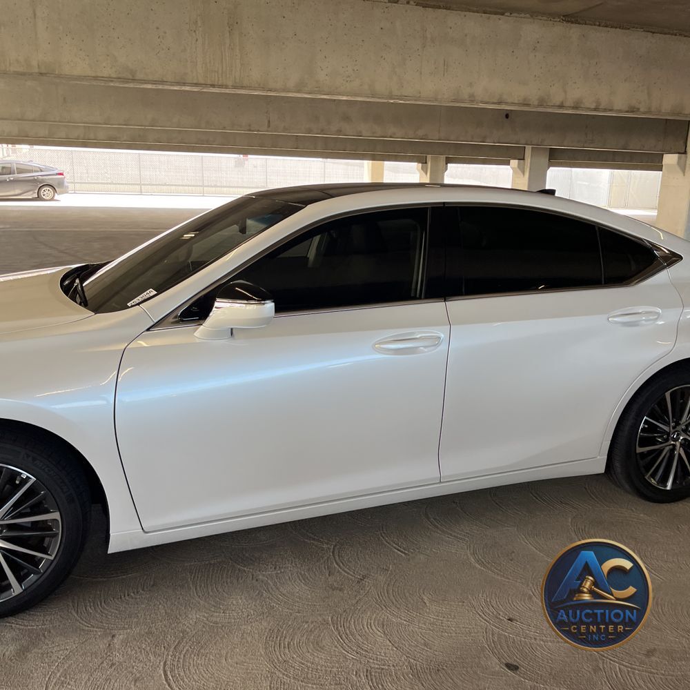 2025 Lexus ES 350 Base