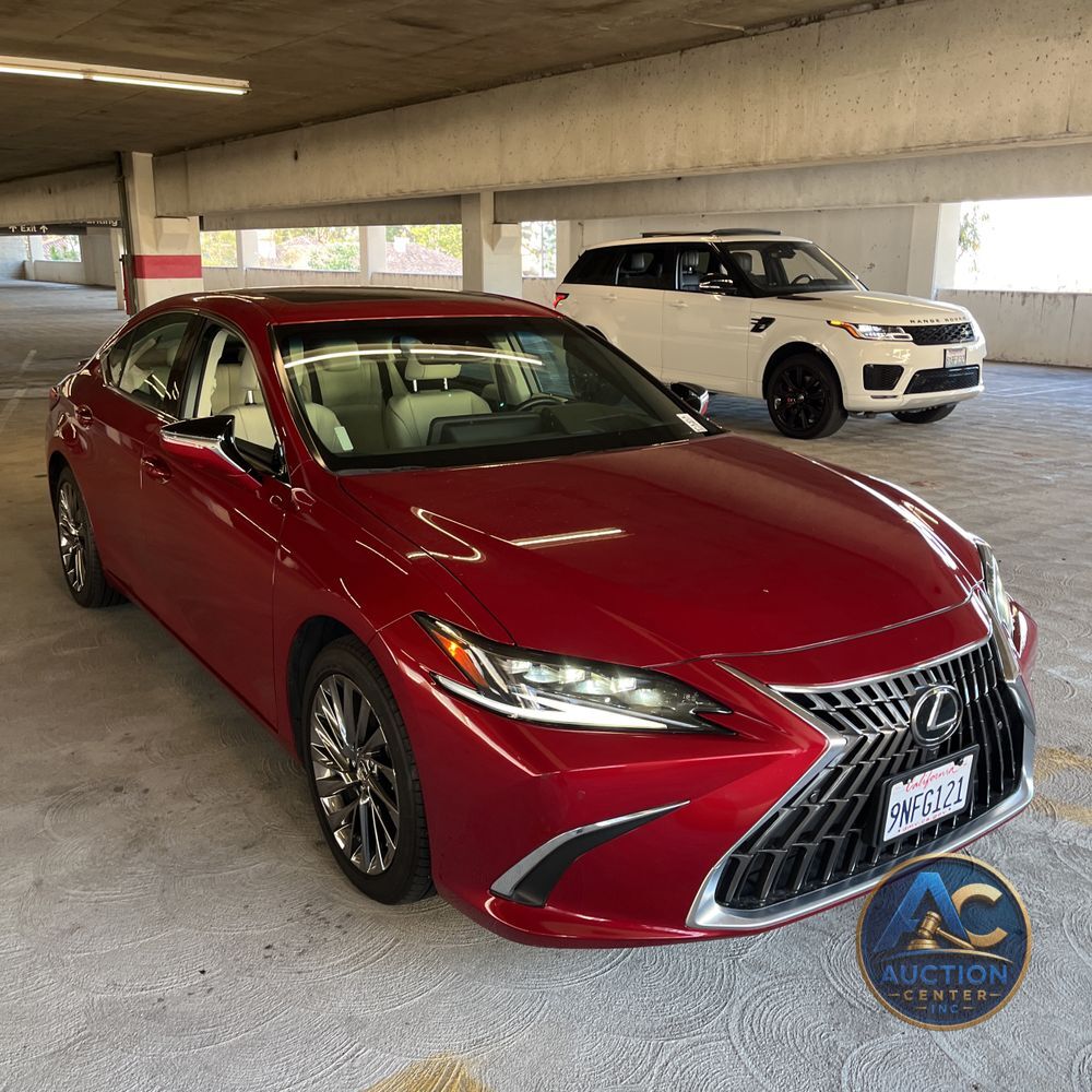 2024 Lexus ES 300h Luxury