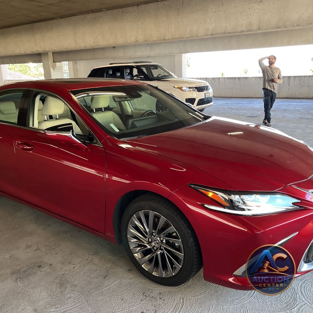 2024 Lexus ES 300h Luxury