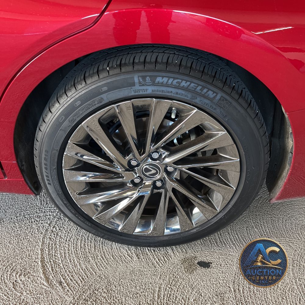 2024 Lexus ES 300h Luxury