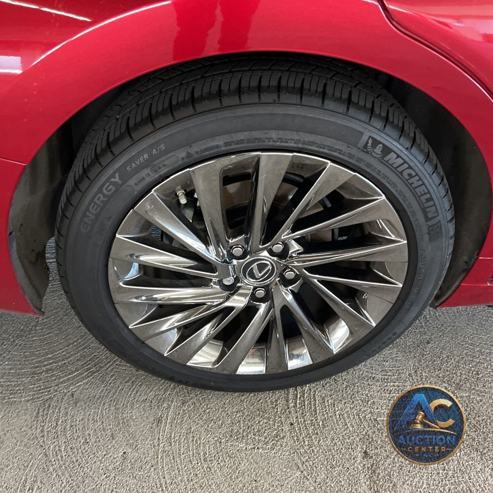2024 Lexus ES 300h Luxury