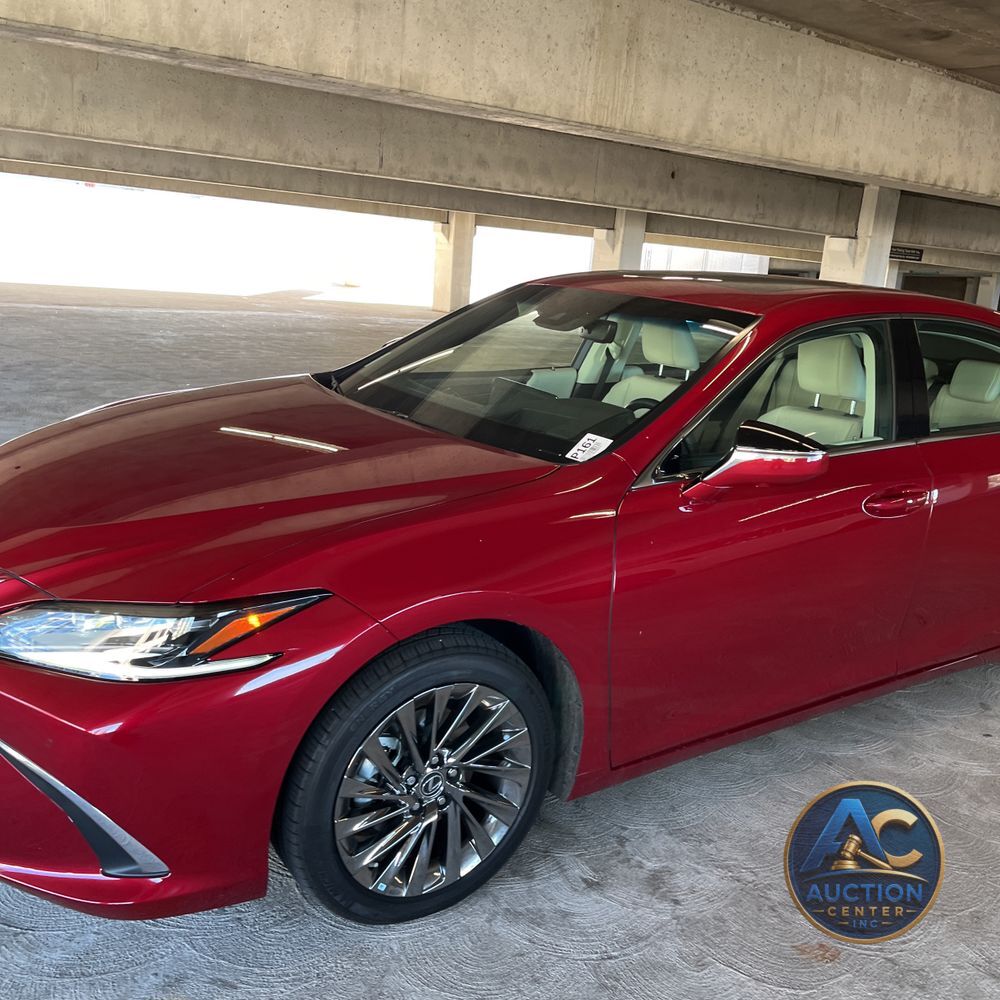 2024 Lexus ES 300h Luxury