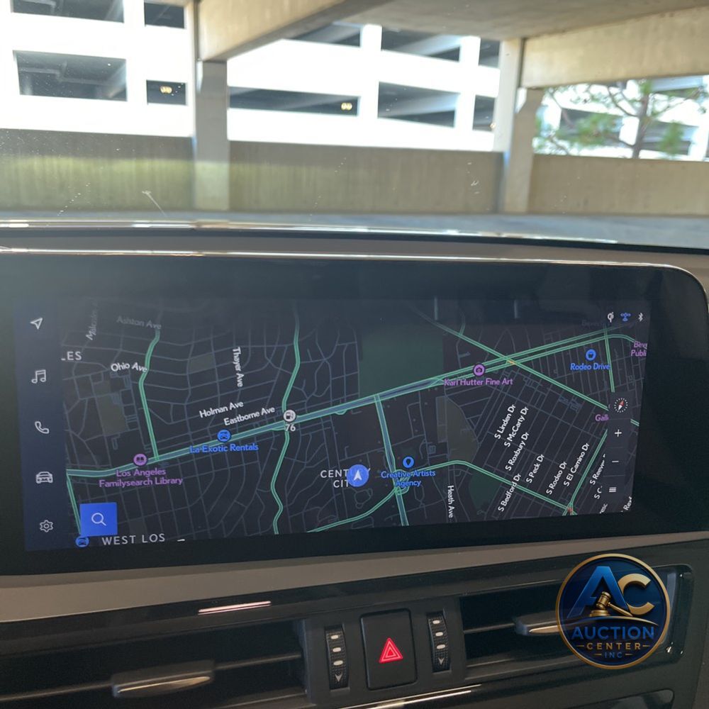 2024 Lexus ES 300h Luxury