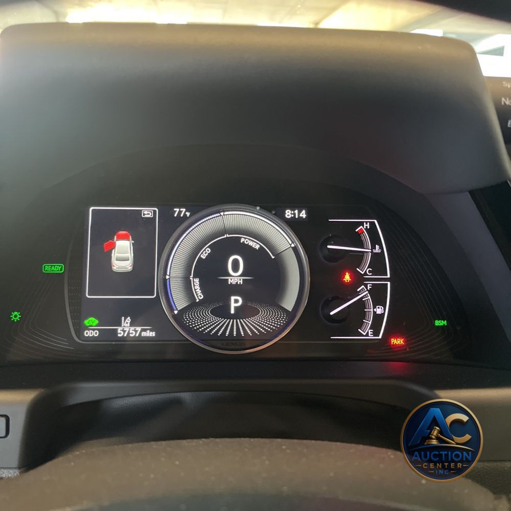 2024 Lexus ES 300h Luxury