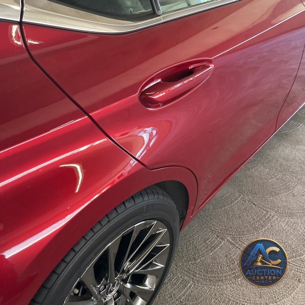 2024 Lexus ES 300h Luxury