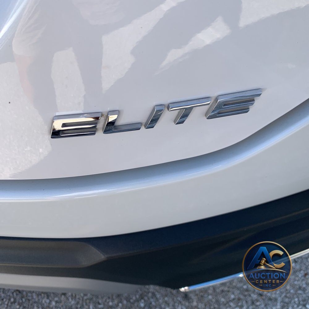 2023 Honda Pilot Elite 4D SUV AWD