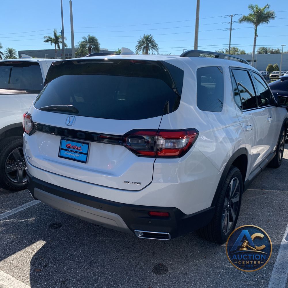 2023 Honda Pilot Elite 4D SUV AWD