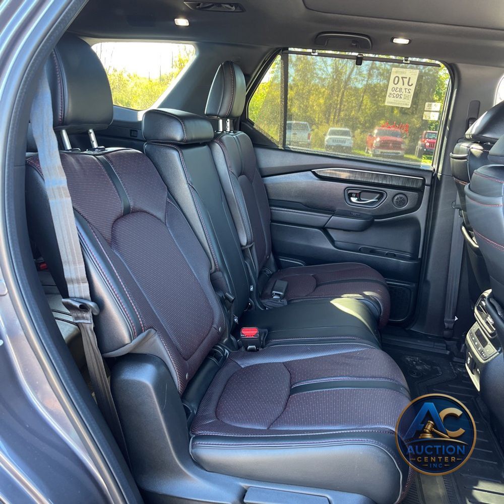 2025 Honda Pilot Black Edition