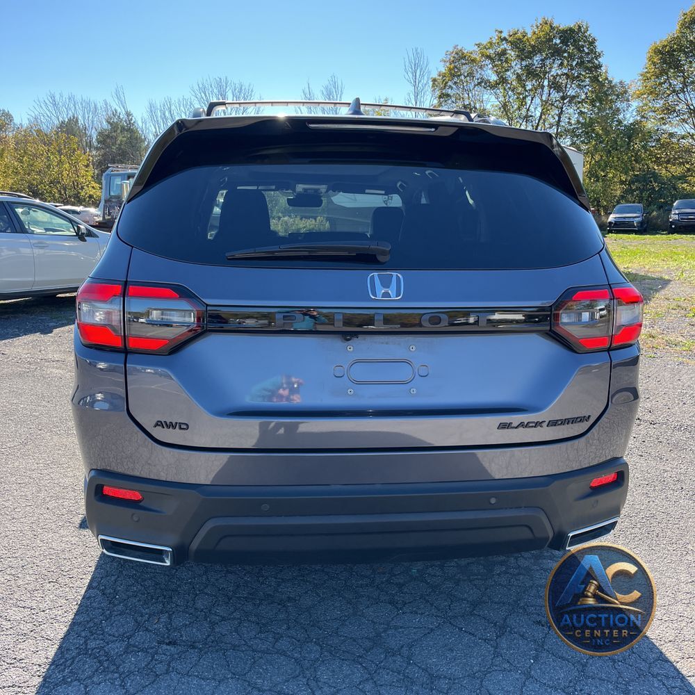 2025 Honda Pilot Black Edition