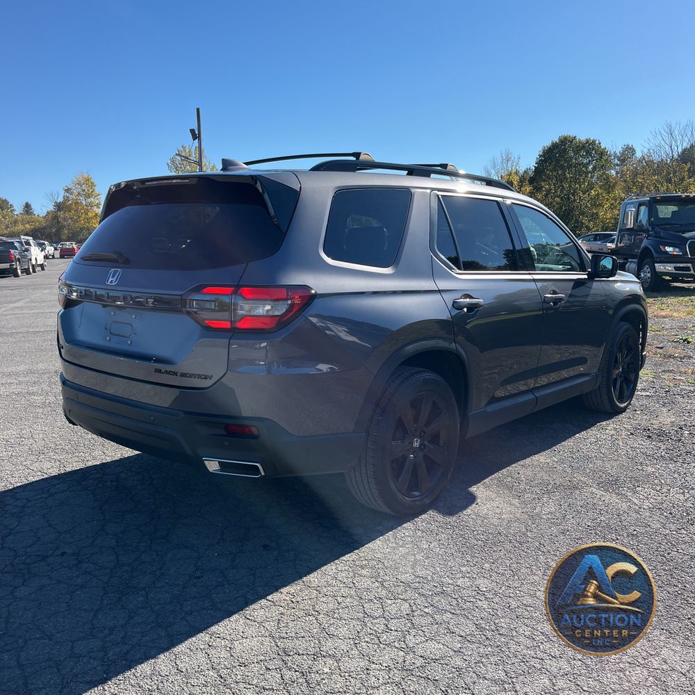 2025 Honda Pilot Black Edition