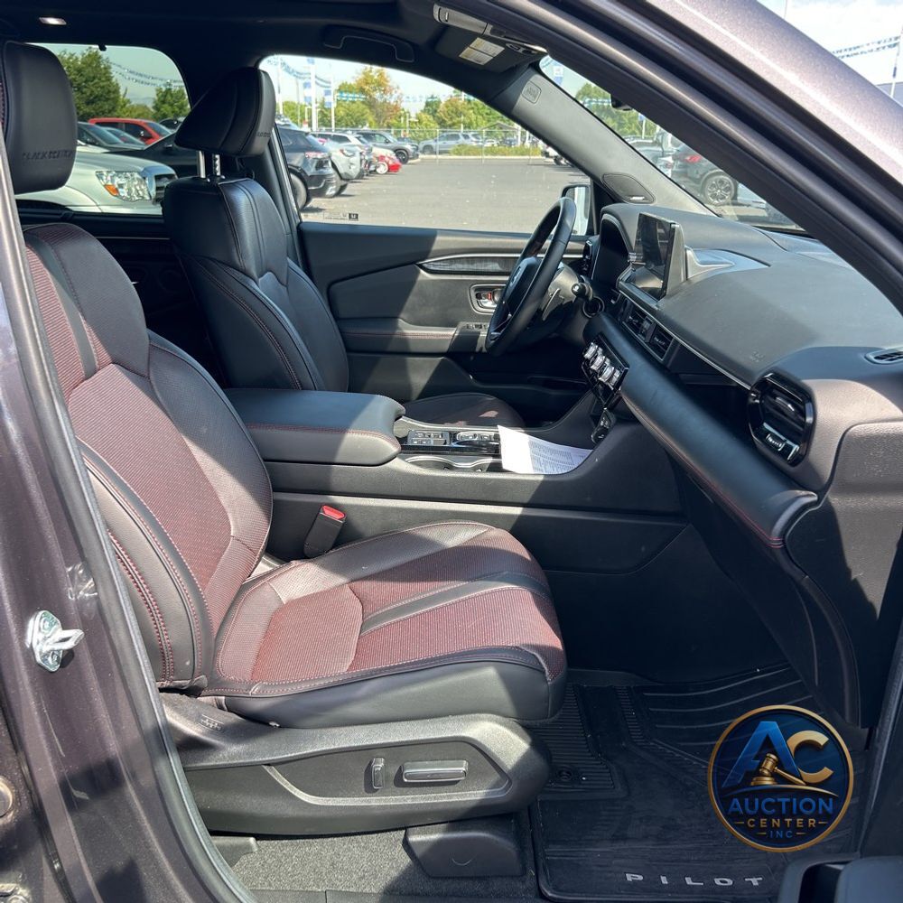 2025 Honda Pilot Black Edition