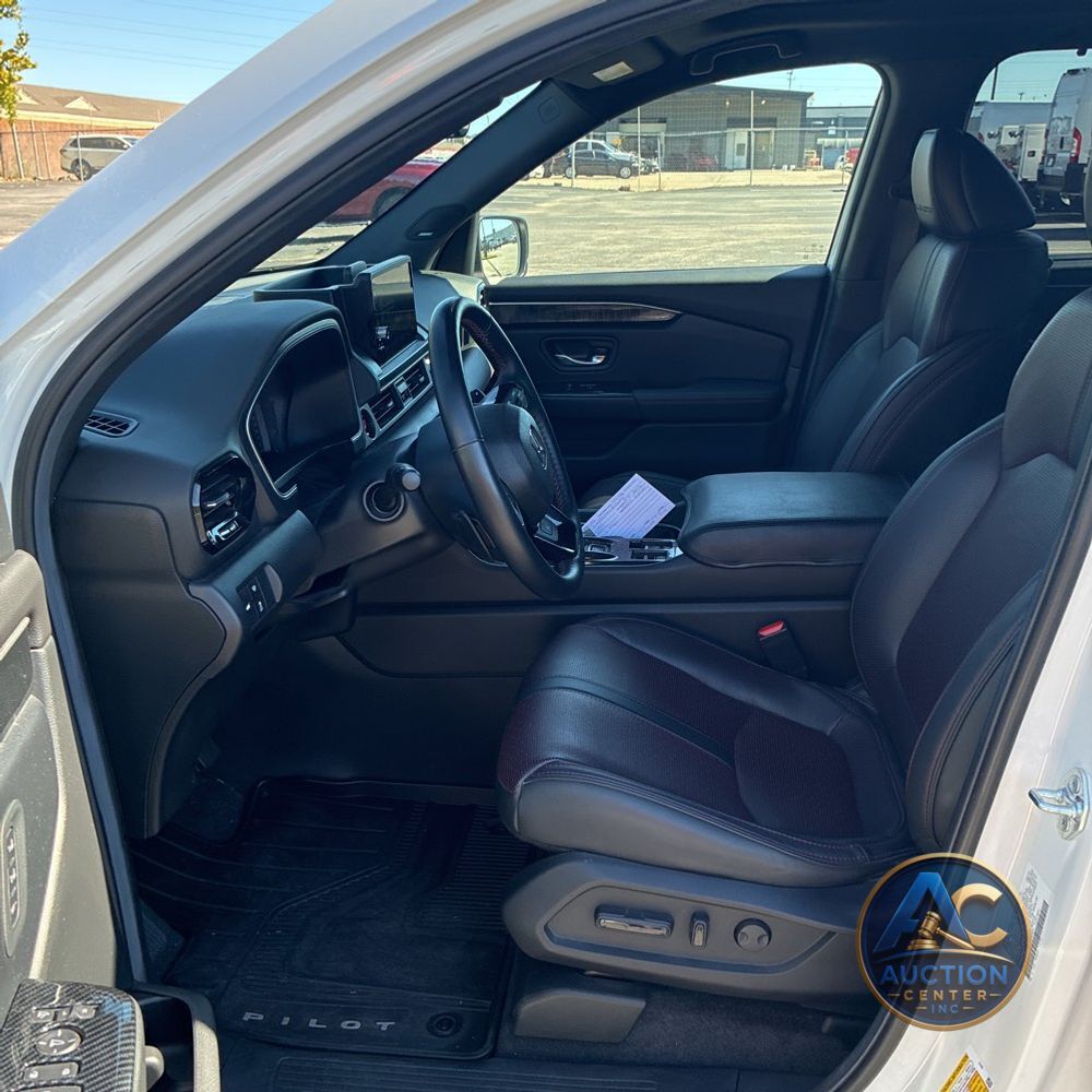 2025 Honda Pilot Black Edition