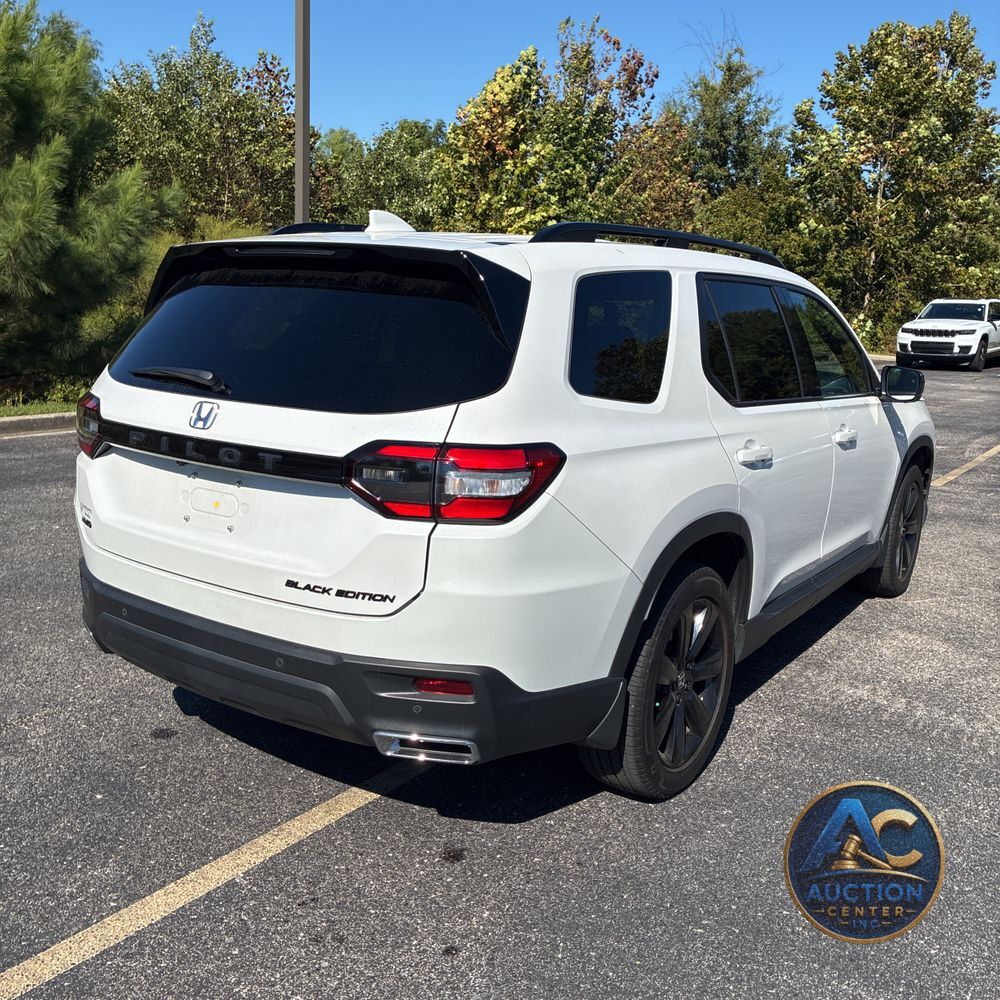 2025 Honda Pilot Black Edition
