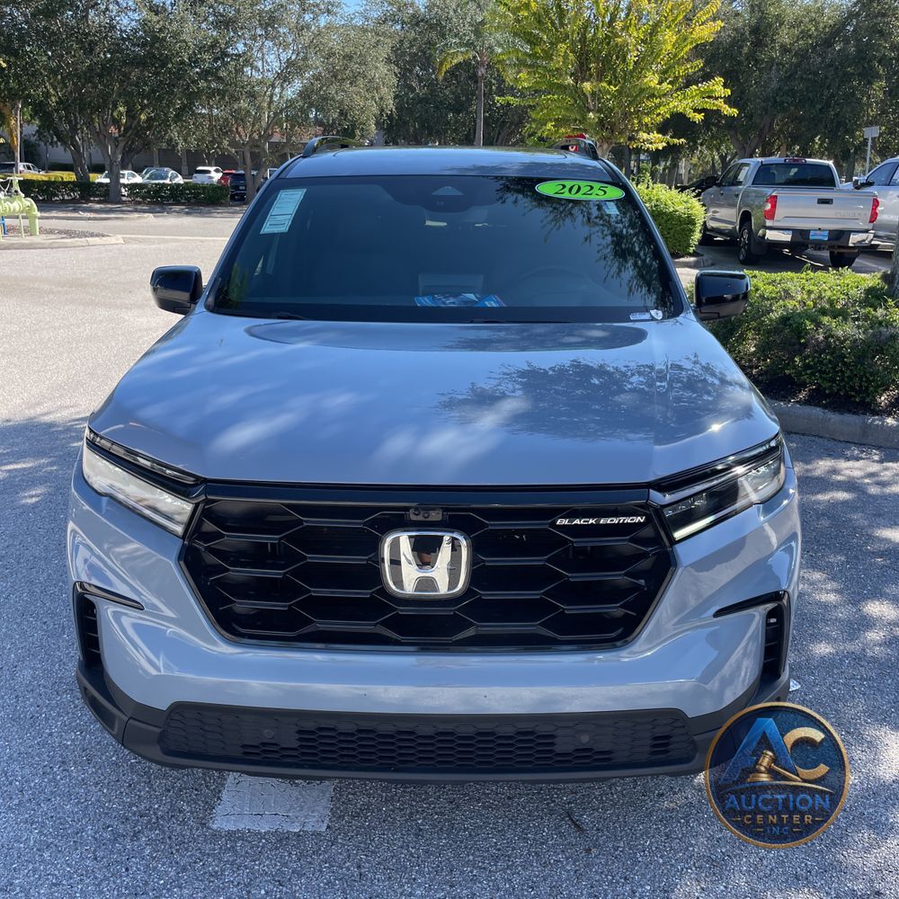 2025 Honda Pilot Black Edition