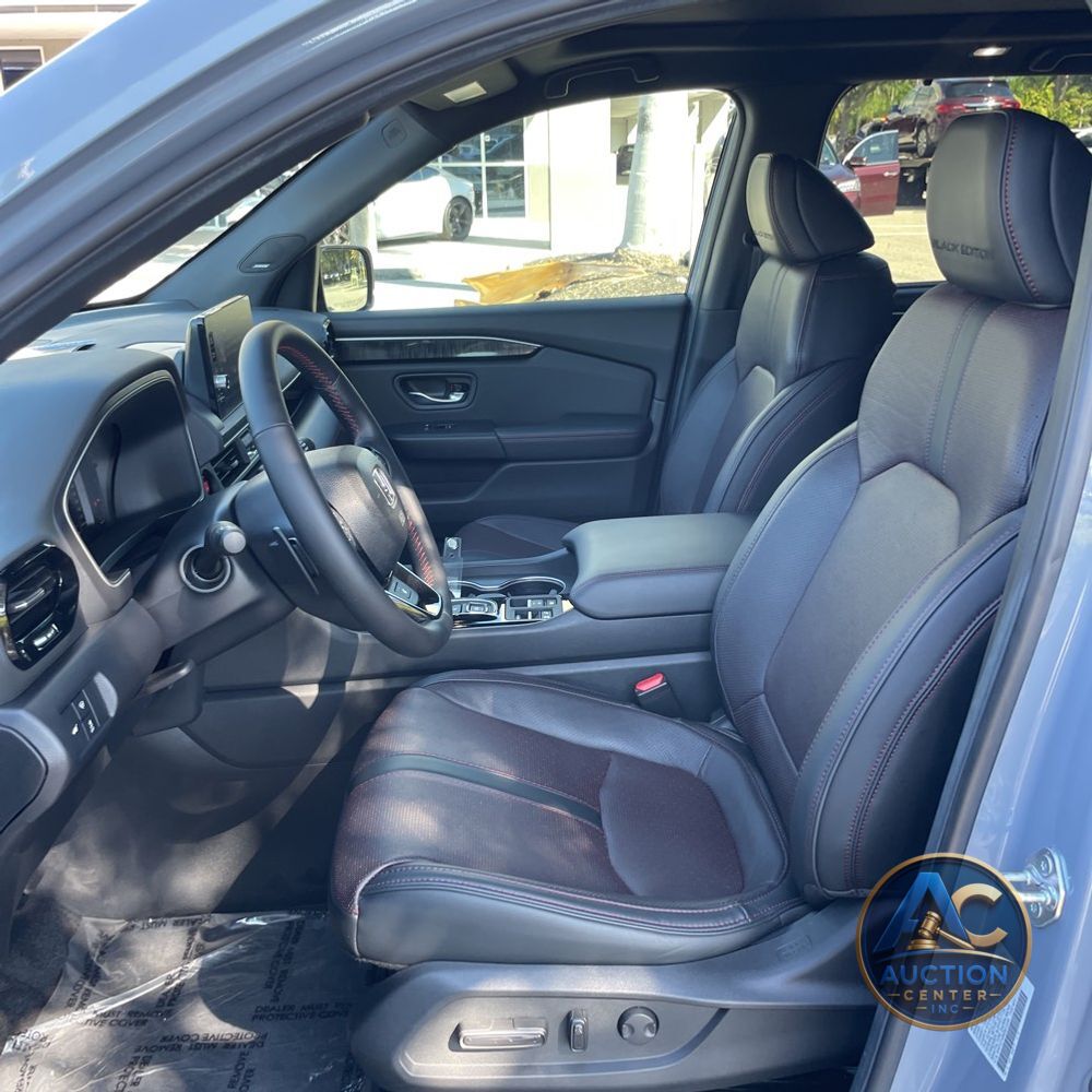 2025 Honda Pilot Black Edition