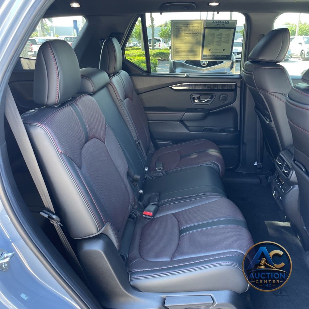 2025 Honda Pilot Black Edition