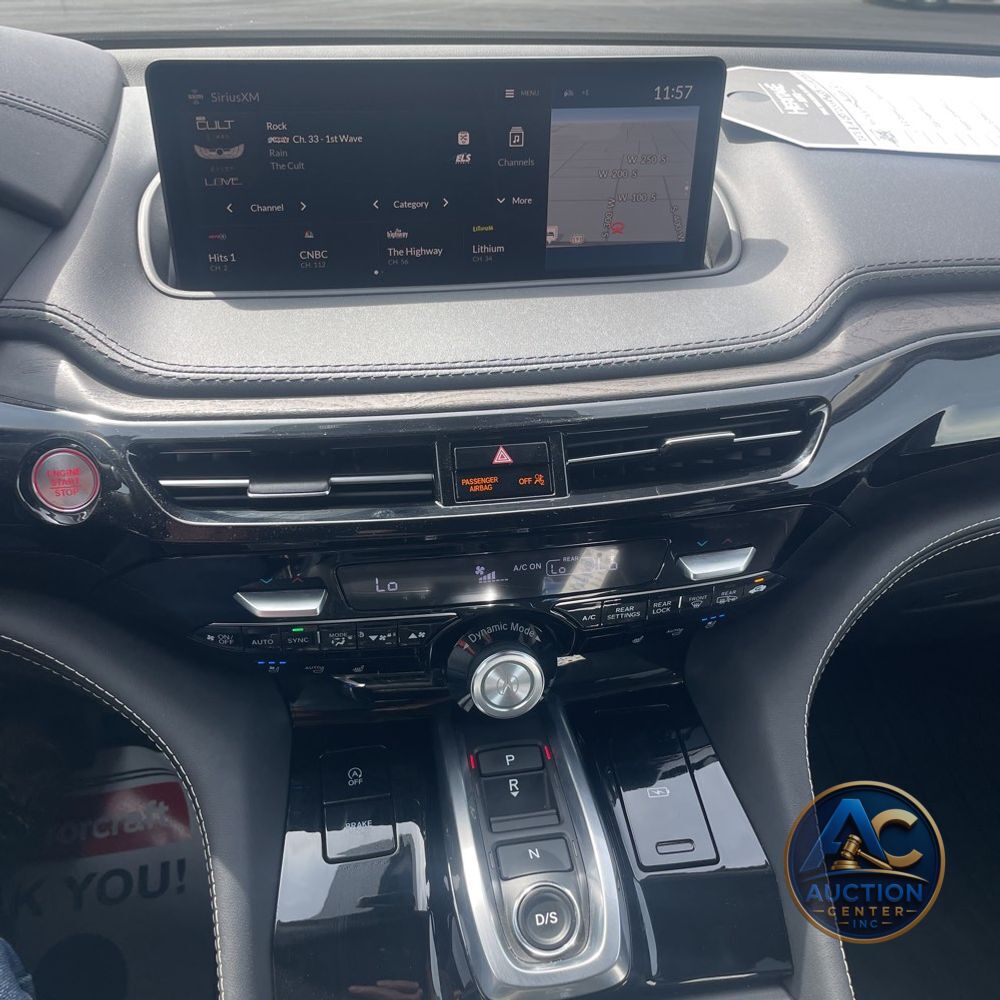 2024 Acura MDX SH-AWD w/Advance