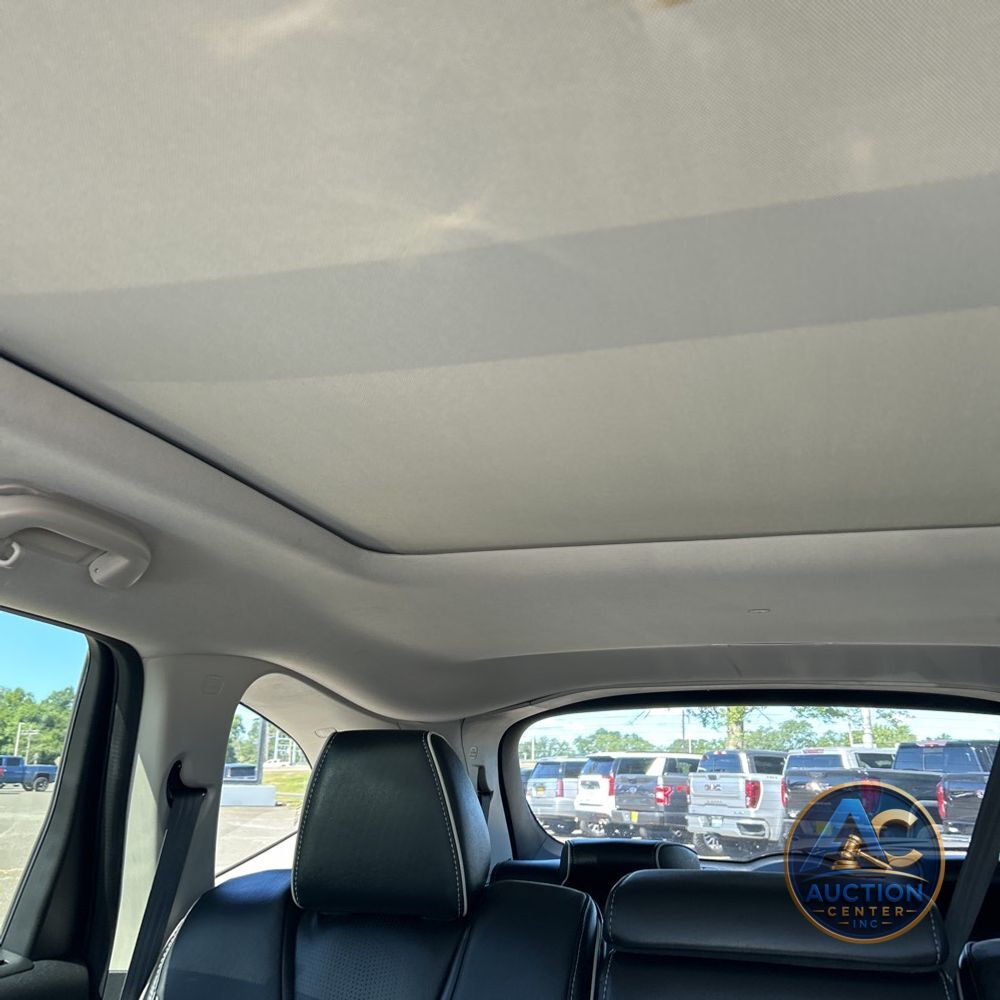 2023 Acura MDX SH-AWD w/Advance