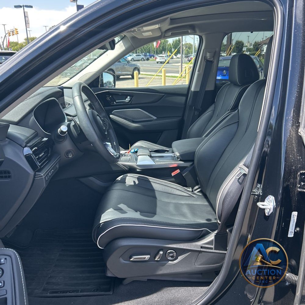 2024 Acura MDX SH-AWD w/Advance