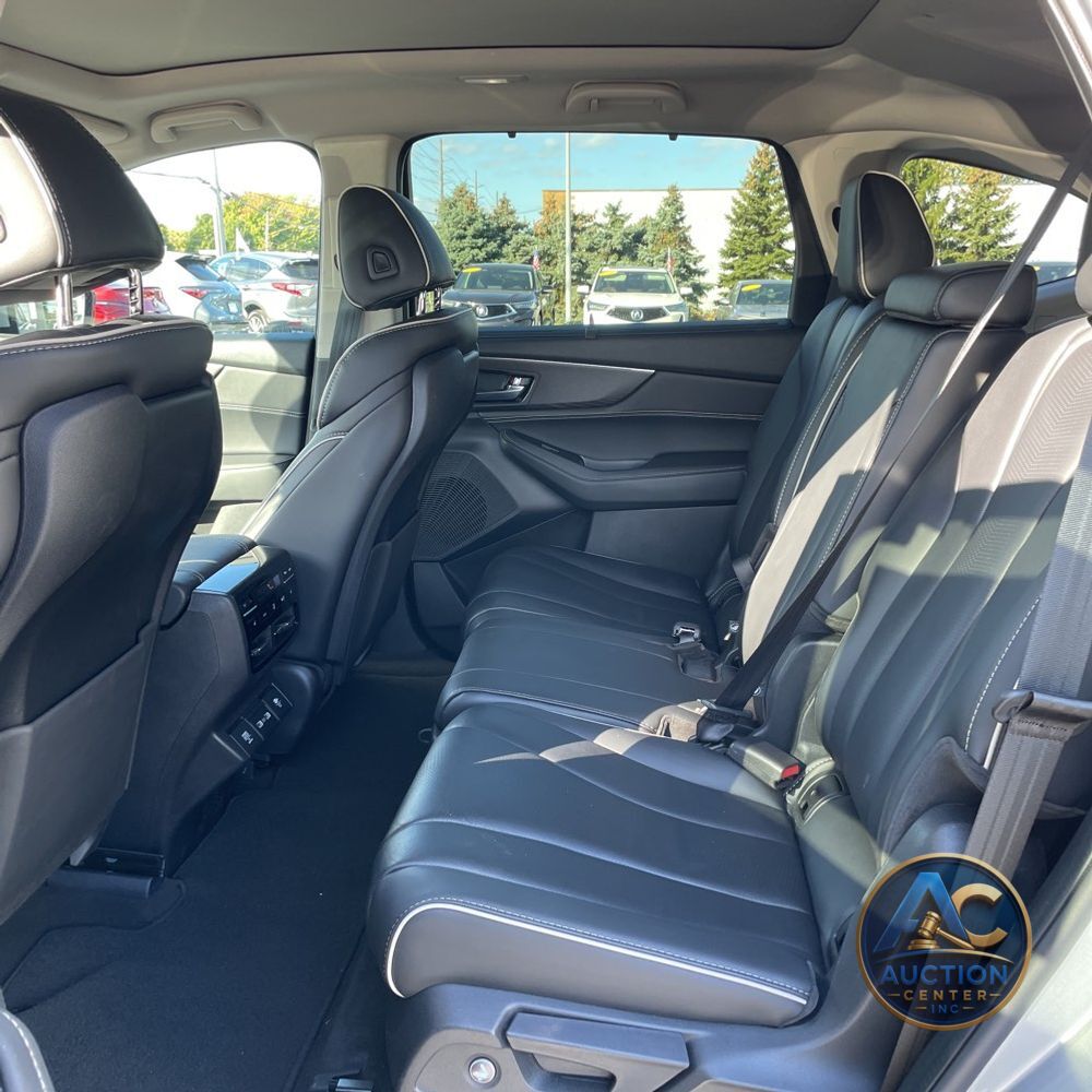 2024 Acura MDX SH-AWD w/Advance