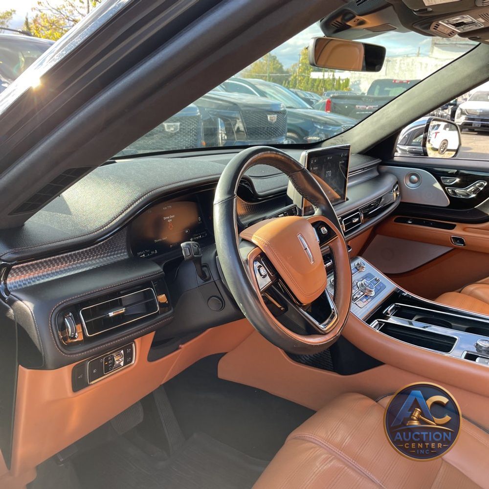 2022 Lincoln Aviator Black Label