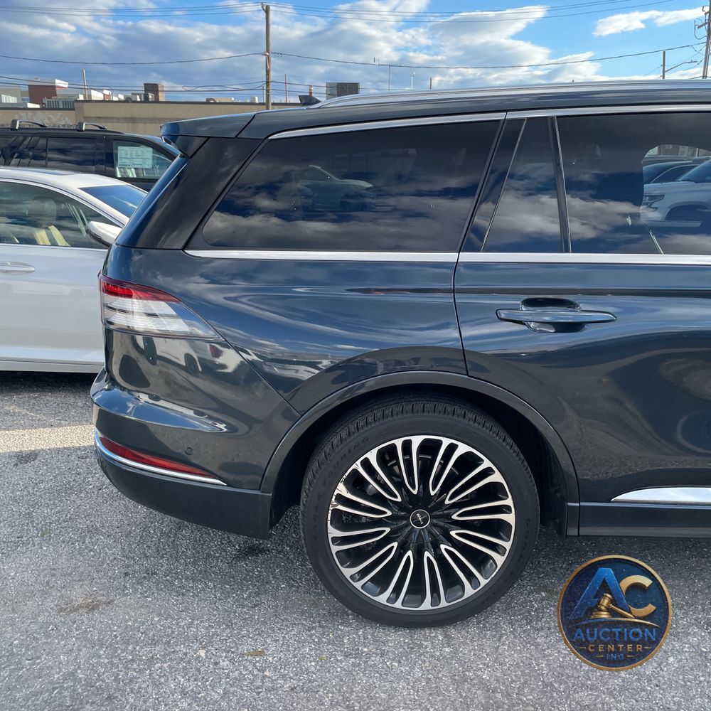 2022 Lincoln Aviator Black Label
