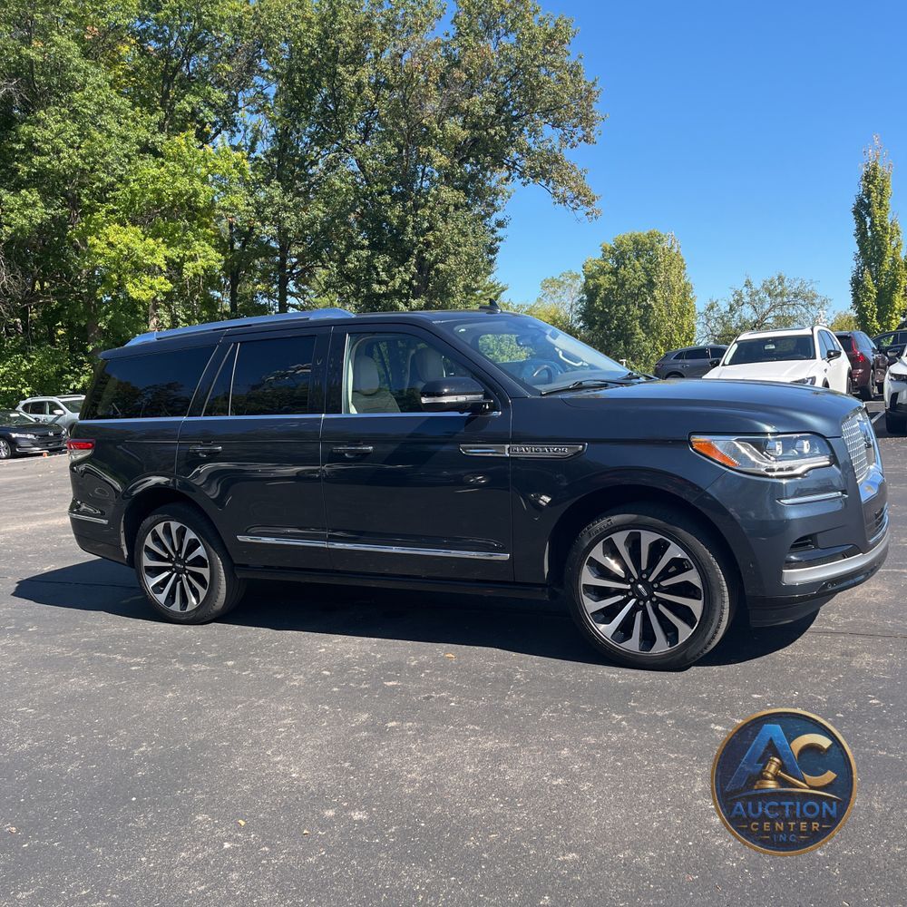 2024 Lincoln Navigator Reserve