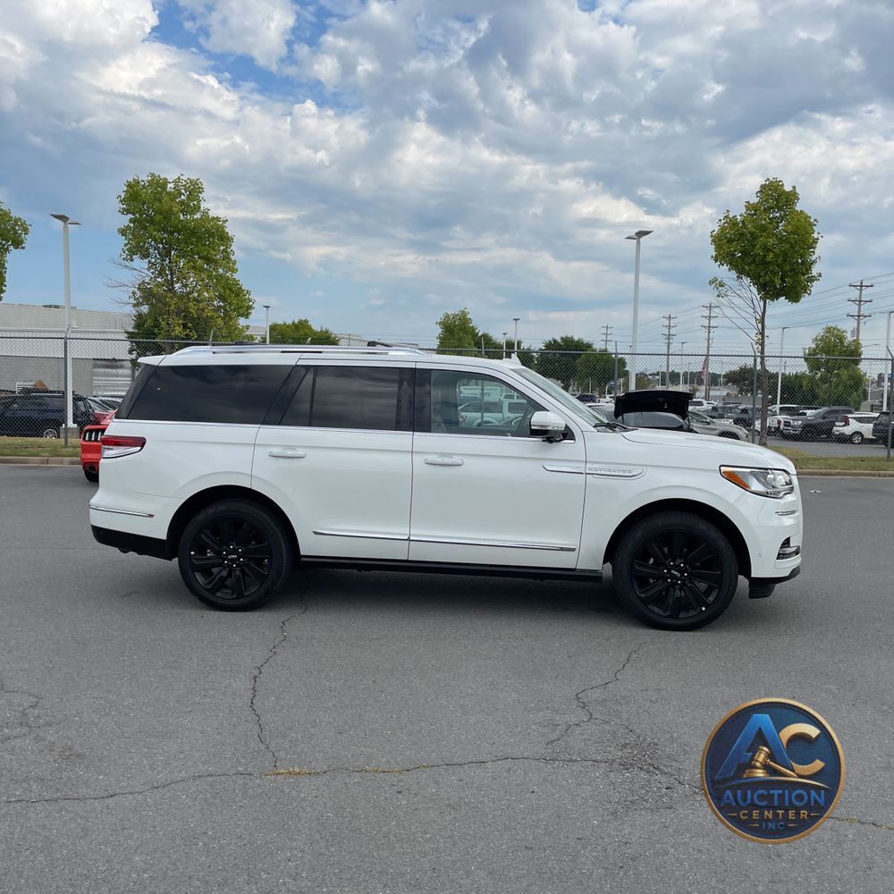 2024 Lincoln Navigator Reserve