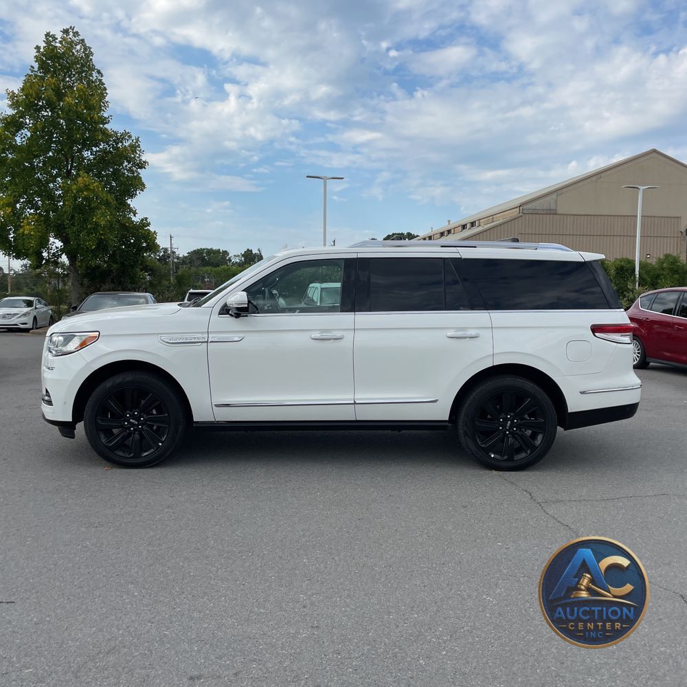 2024 Lincoln Navigator Reserve