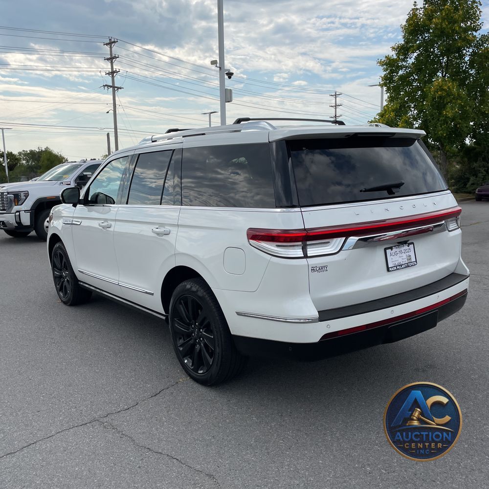 2024 Lincoln Navigator Reserve