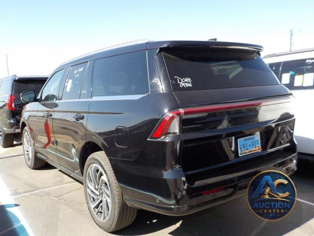 2025 Lincoln Navigator Reserve