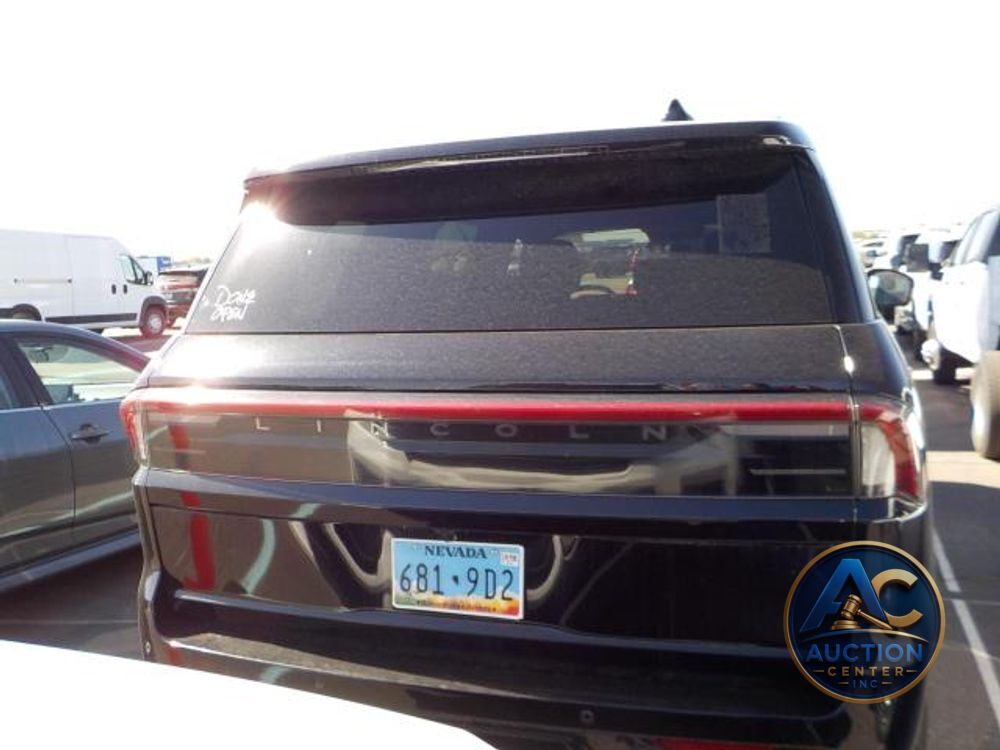 2025 Lincoln Navigator Reserve