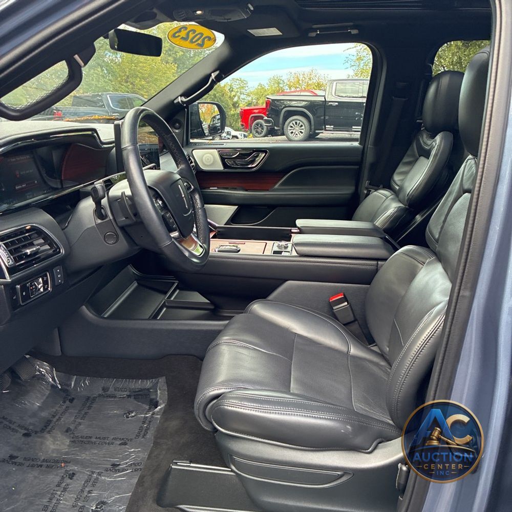 2023 Lincoln Navigator Reserve