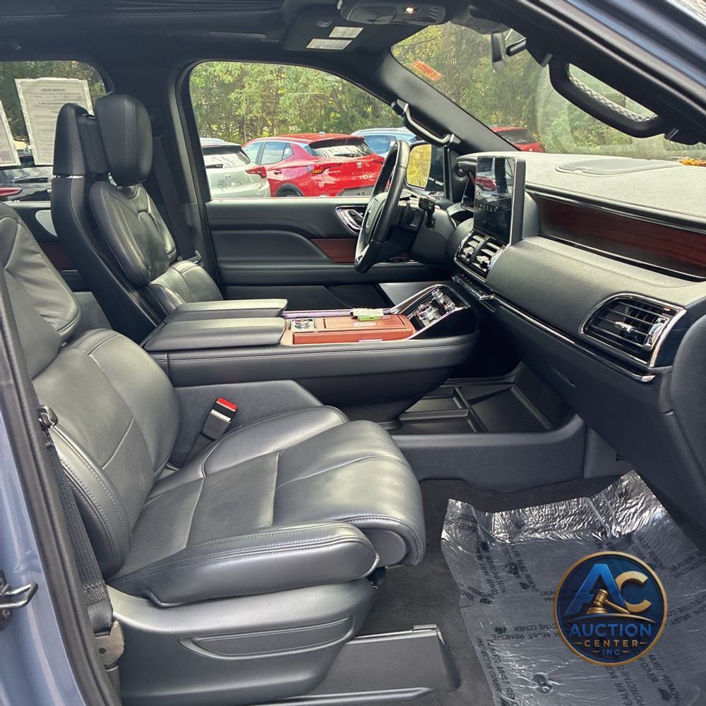 2023 Lincoln Navigator Reserve