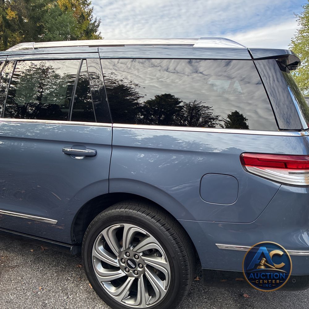 2023 Lincoln Navigator Reserve