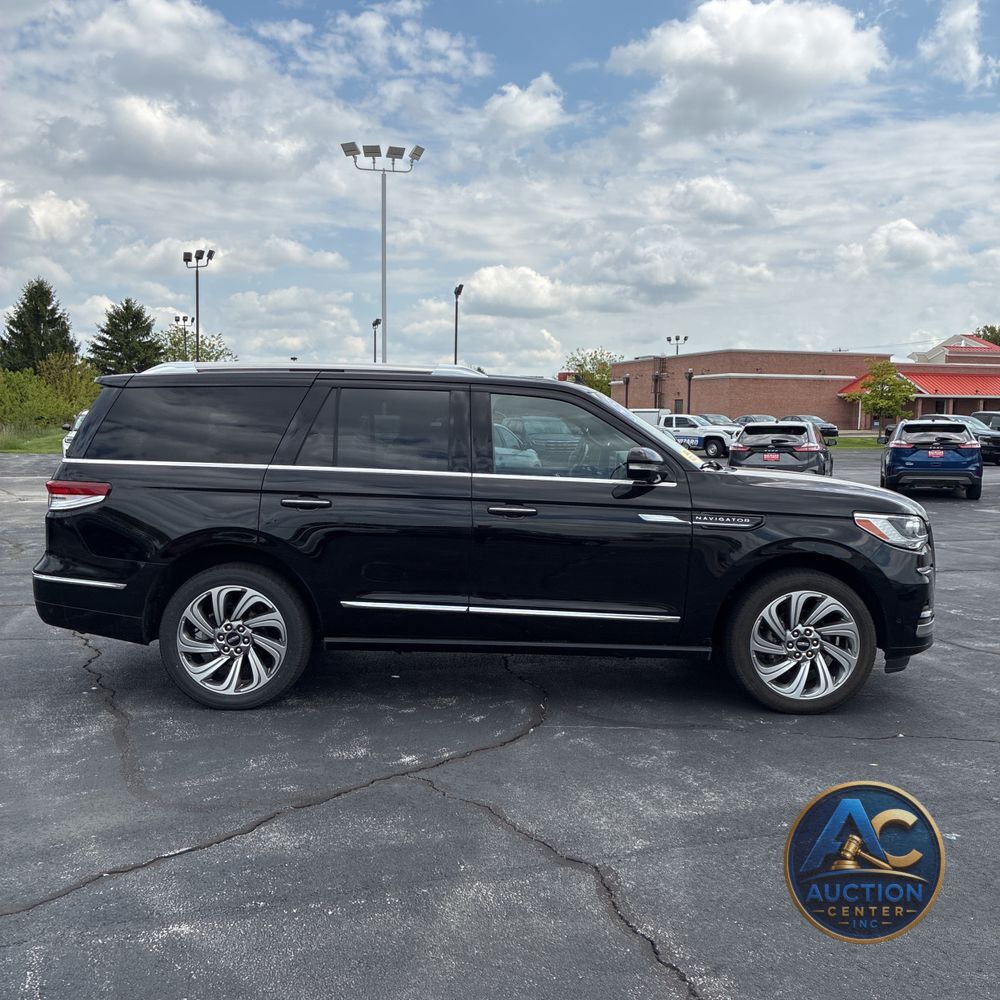 2023 Lincoln Navigator Reserve