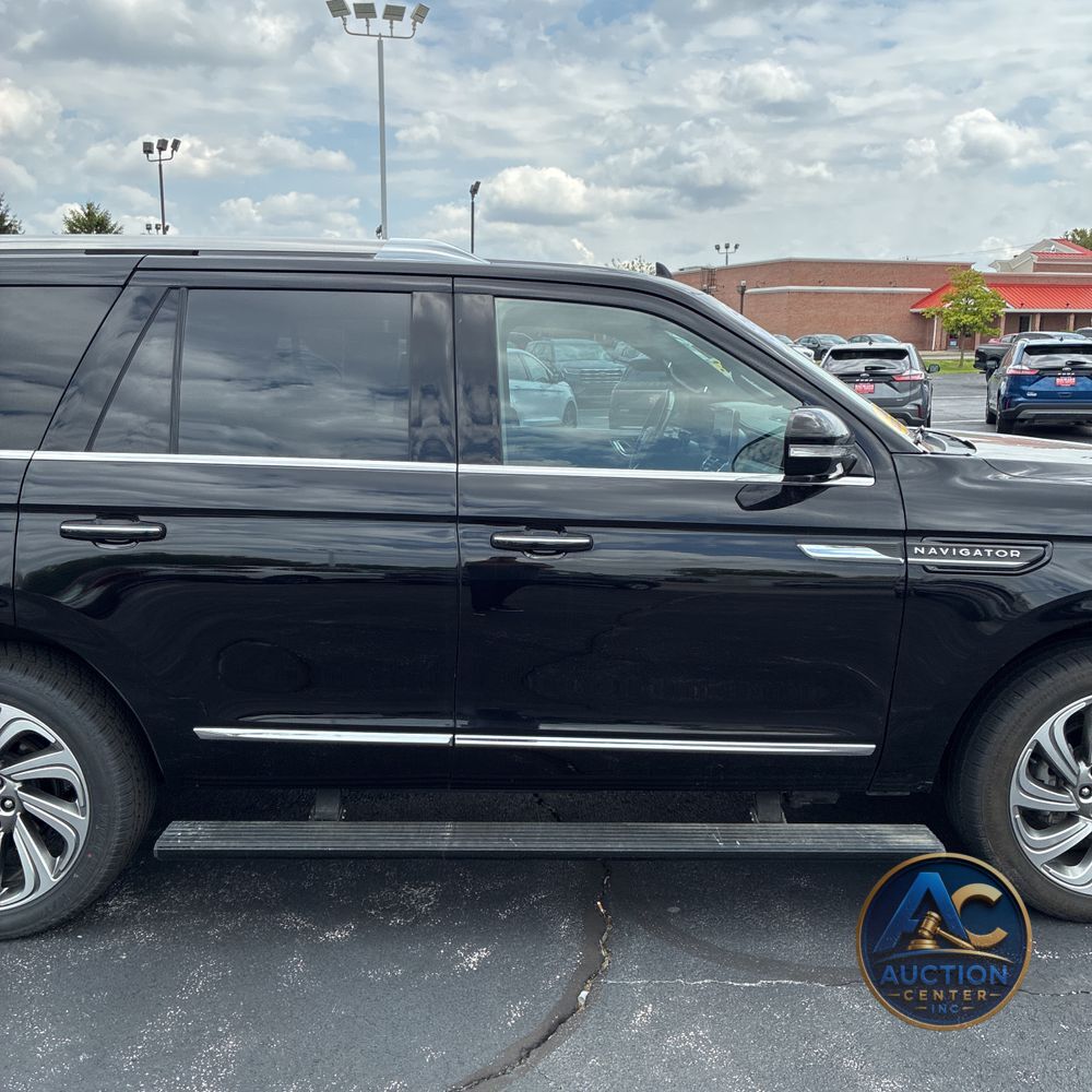 2023 Lincoln Navigator Reserve