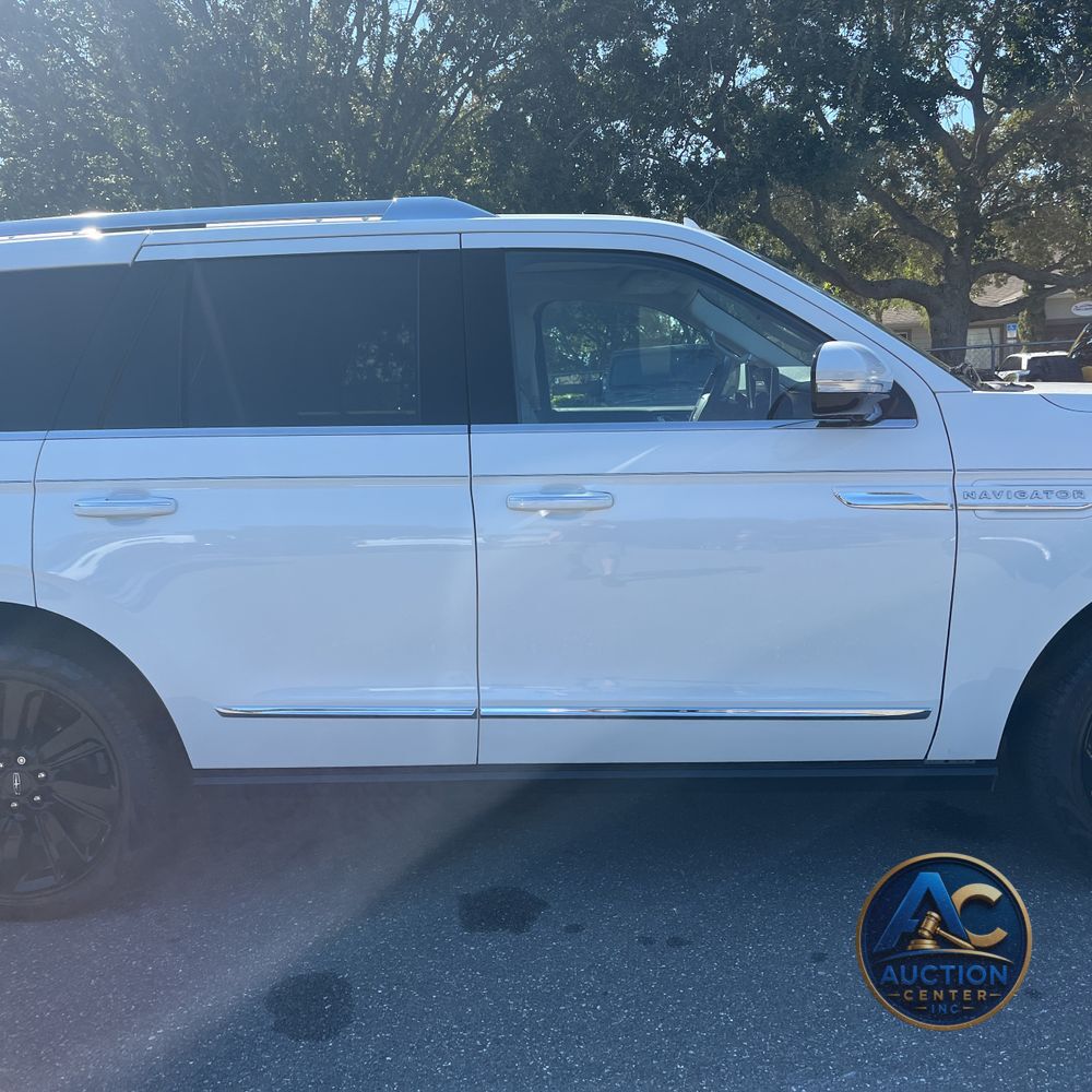 2022 Lincoln Navigator Reserve
