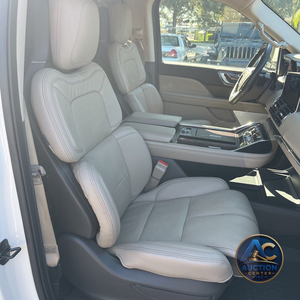 2022 Lincoln Navigator Reserve