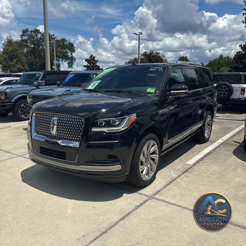 2024 Lincoln Navigator Premiere