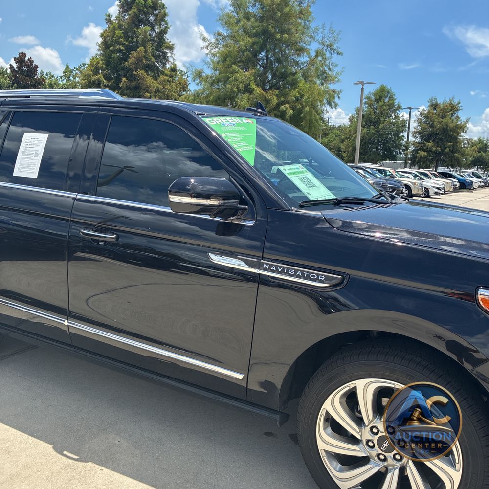 2024 Lincoln Navigator Premiere