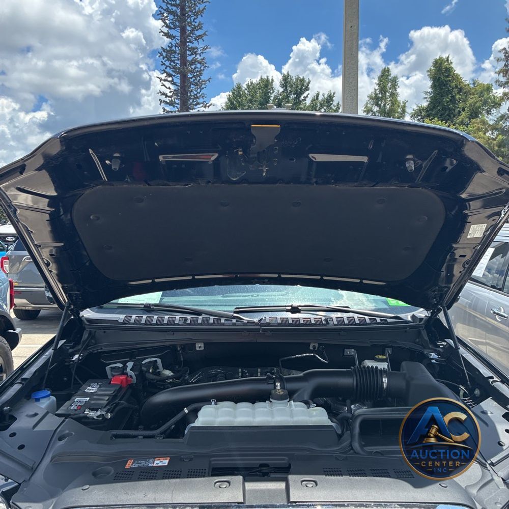 2024 Lincoln Navigator Premiere