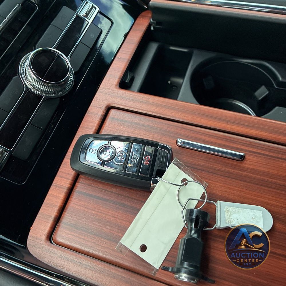 2024 Lincoln Navigator Premiere